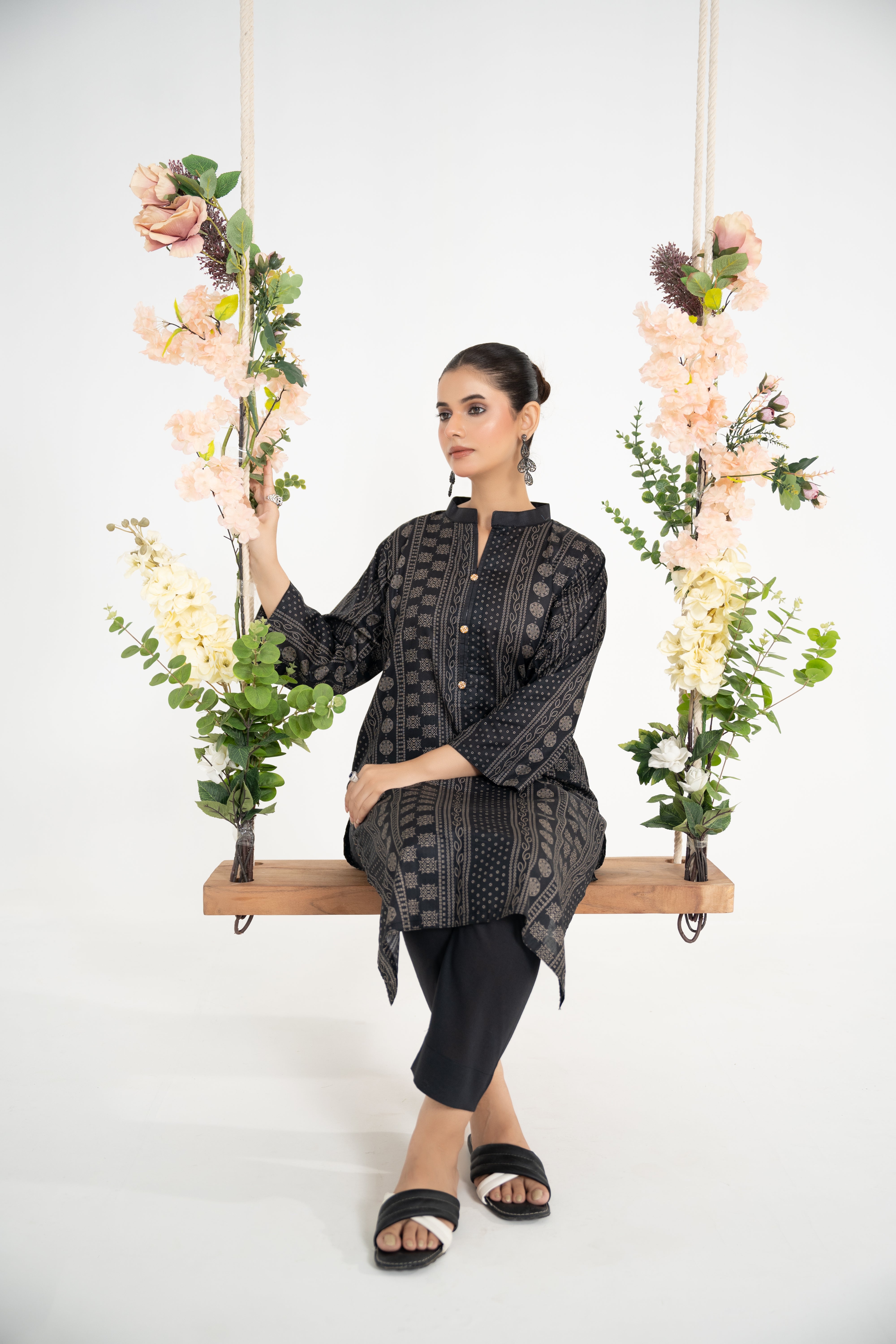 Aswad-2PC Printed lawn suits